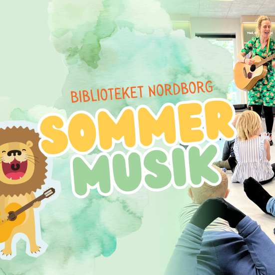 En kvinde med en guitar foran en gruppe børn, en animeret løve med en guitar og teksten sommermusik