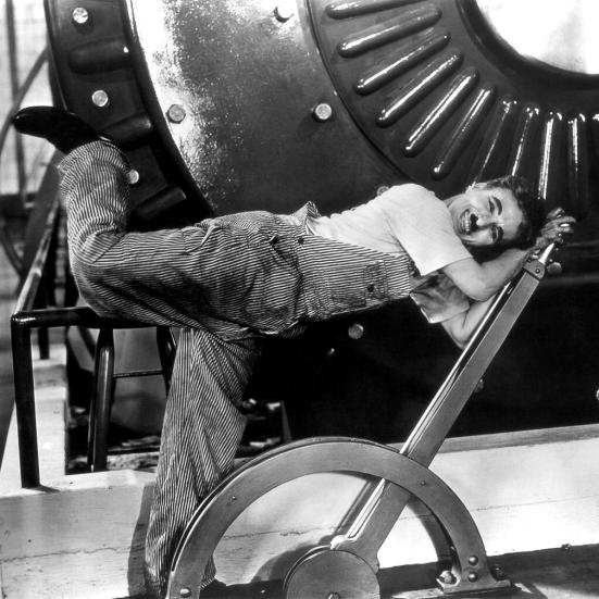 chaplin på en fabrik