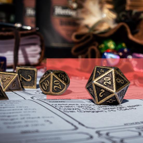 Der bliver slået terninger.