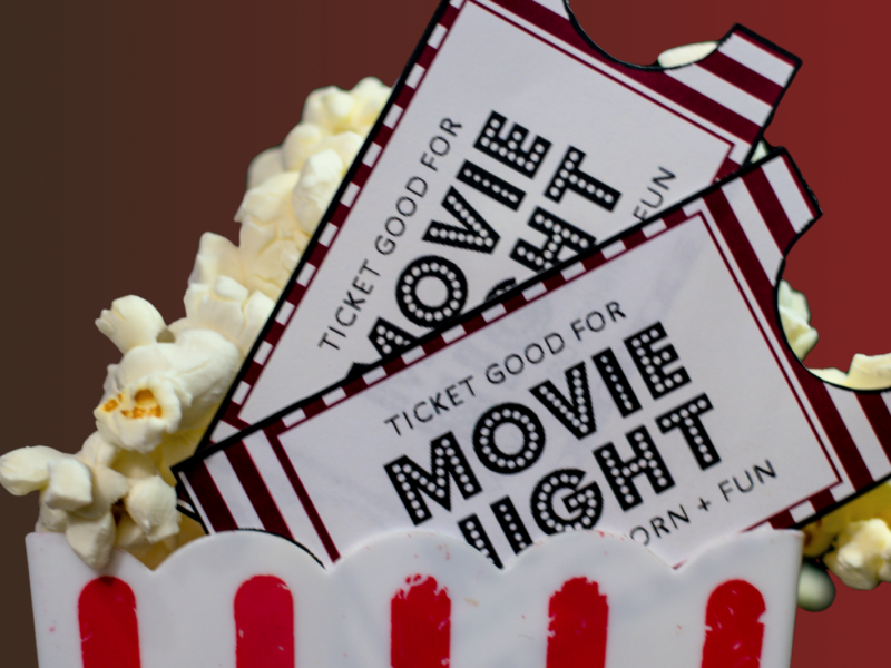 popcorn og biografbilletter