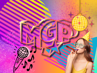 Et logo på en farverig baggrund med en indsat mikrofon, diskokugle og en pige der trutter i et truthorn.