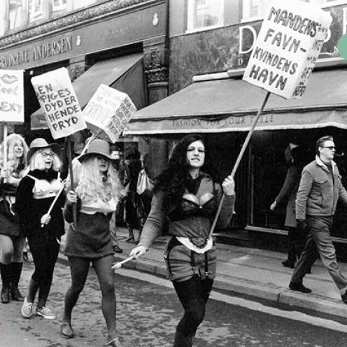 Rødstrømpernes første demonstration 8. april 1970 på Strøget i København